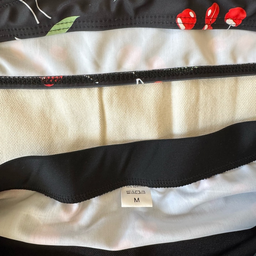 Retro Stage two piece bathing suit NWT - Picture 3 of 5